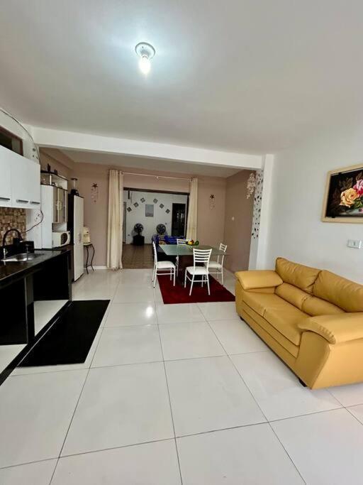 Lindo Estudio Em Caioba! Vao Amar!